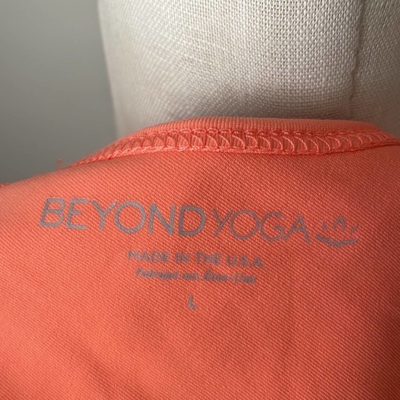 Beyond Yoga Double Back Alloy Speckled
Bra Orange Blossom Obird NEW Size Large - Picture 3 of 6